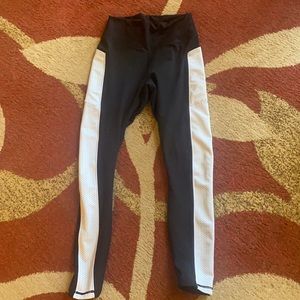 Fabletics High-Waisted Powerhold Pocket 7/8